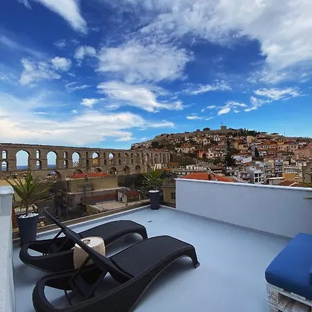 Alto Apartment *
